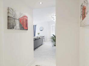 Art Deco Ocean Walk Apartments