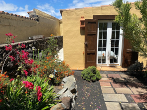 Holiday Home In El Paso With A Small Swimming Pool