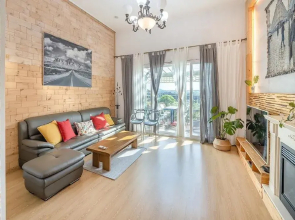 Jeju Jongdalrifeel House