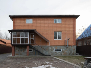 Cottage on 44 Stepan Kolokolnikov Street