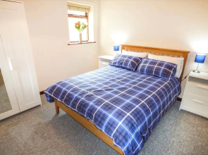 Steamer Point Lodge