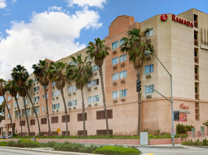 Ramada by Wyndham Hawthorne LAX / LA Stadium