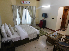 Casa Blanca Executive