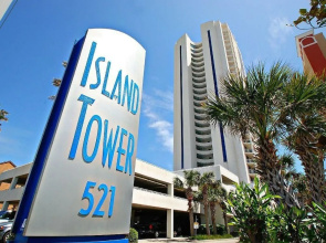 Island Tower 1702