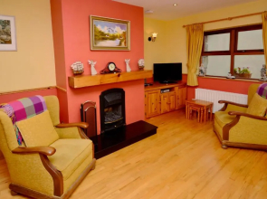Cottage 108 - Cleggan