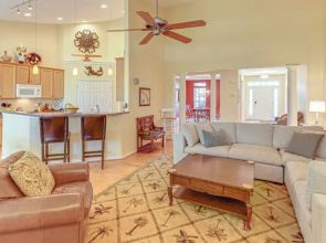 3 Mi to Bethany Beach: Home w/ Pool Access!