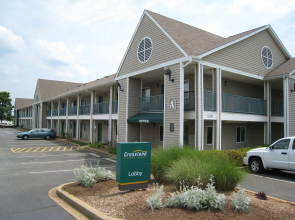 HomeTowne Studios by Red Roof Spartanburg - Asheville Highway