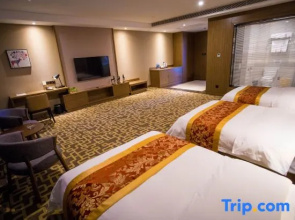 Ree Hotel