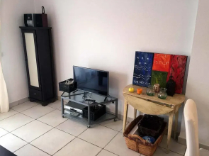 VenAVera C10A - Ground floor Garden 3Bedrooms/2Baths Beachfront, WIFI