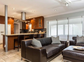 Luxury 4/2 nr Beach, Hot Tub