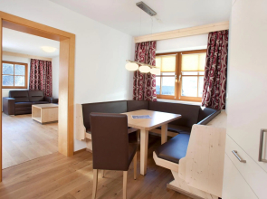 Kirchstubn Top 1 with balcony and great view