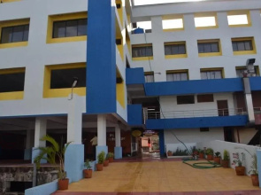 Hotel Century Executive by OYO Rooms