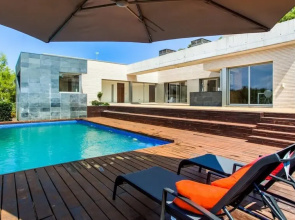 Villa Prestigia With Private Pool And Sea View