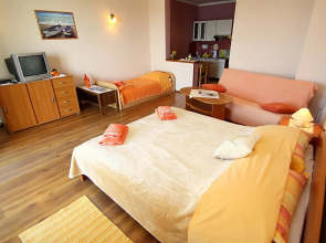 Apartment Lucic Tavernes 17026