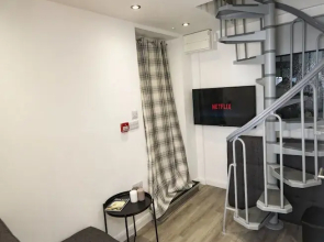 The Snug - Self Catering One Bedroom Apartment