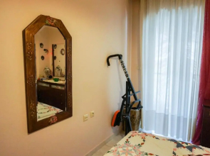 Peaceful & Styled Flat, 2 BDRMS, WiFi, Smart TV