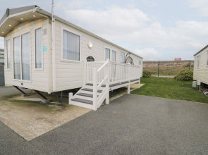11, Beachfields