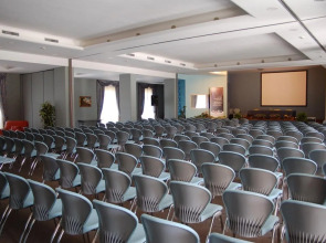 Ele Green Park Hotel Pamphili