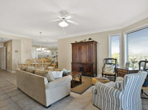 Villa de Goulet by Five Star Properties