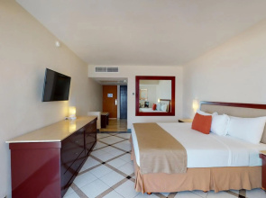 Park Royal Beach Ixtapa - All Inclusive