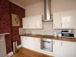 Central Studios Albion Street by RoomsBooked