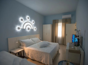 Luci Del Salento Guest House