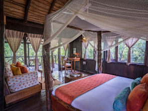 Pugdundee Safaris- Tree House Hideaway