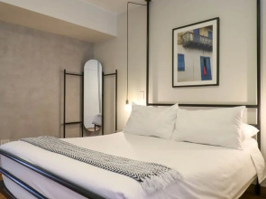 w Elegant Loft Near Boardwalk in Barranco