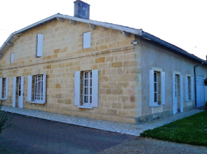 House With 4 Bedrooms in Castillon-la-bataille, With Enclosed Garden a