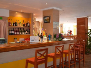 Hotel Roc Linda