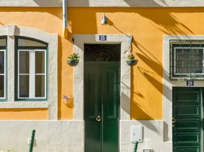 Flores Guest House