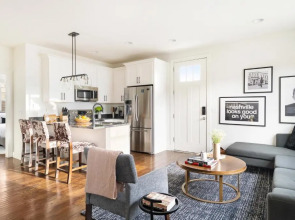 Hart Suite Buyout 1 by Avantstay Two Town House Buyout w/ Modern Amenities in Nashville!