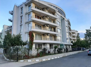 Azuro Aparthotel Sunny Beach