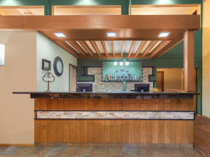 AmericInn by Wyndham West Bend