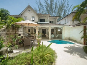 Waverly House 3 Bedroom Townhouse