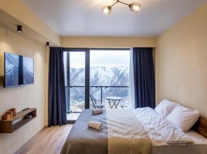 Valley and mountain view, Twins