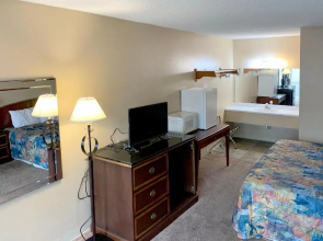 OYO Hotel Branson MO-165