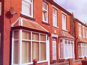 4-bed House 10min Walk to Town Centre in Blackpool