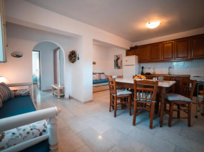 Kastraki Family House