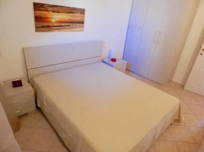 S170 - Sirolo, delizioso trilocale con corte