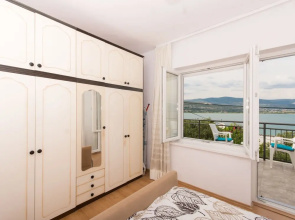 Quaint Holiday Home in Mastrinka With Balcony