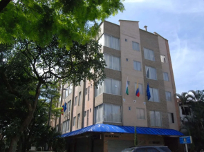 Apartahotel Montes La 68