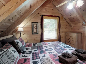 Choose Joy 2 Bedrooms 2 Bathrooms Cabin