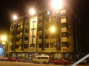Royal Inn & Casino Hotel