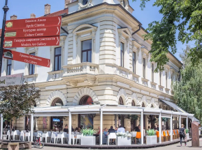 Hotel Grand Hedonist