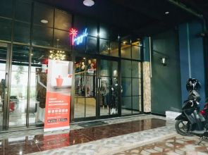 RedDoorz Syariah near Alun Alun Blitar