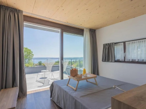 Room in B&B - Insula Felix - Deluxe Double Room With Balcony and Sea View