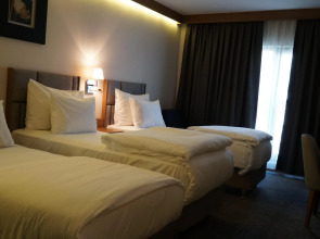 Yuksel Istanbul Yenikapi