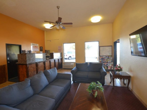 Econo Inn and Suites