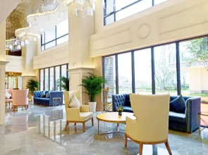 Qionghai Lake View Family Resort